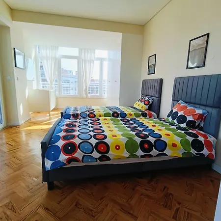 Duplex For 8 *
