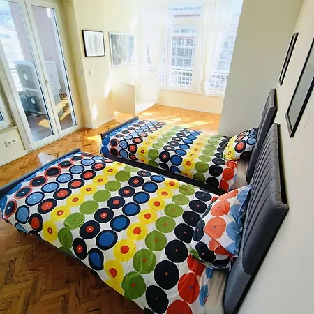 Duplex For 8 Lissabon