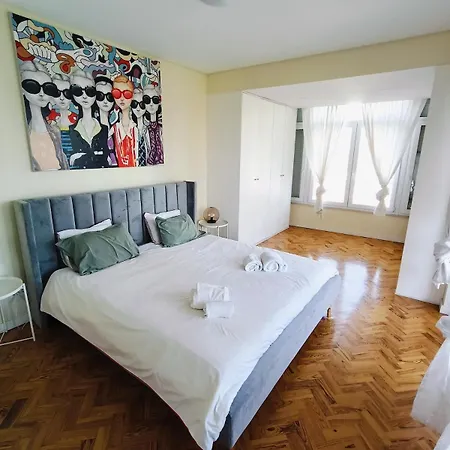 Appartement Duplex For 8 *