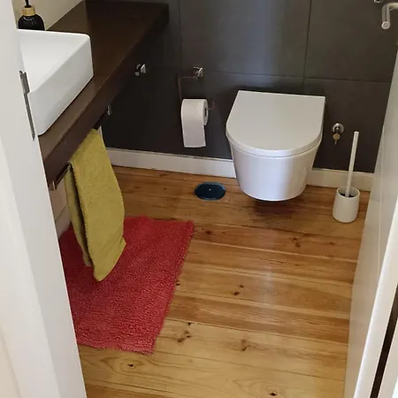 Duplex For 8 아파트