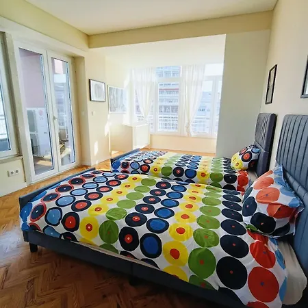 Duplex For 8 Lägenhet Lisboa