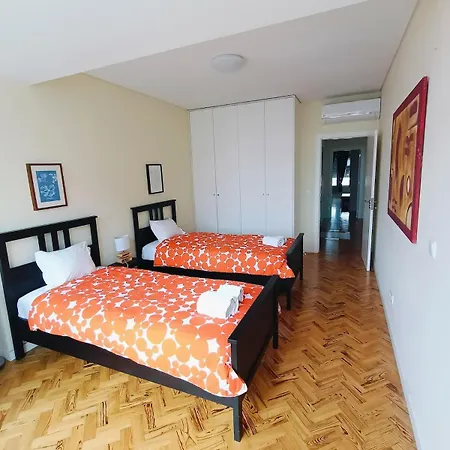 Duplex For 8 Lägenhet Lisboa